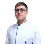 Сергеев Денис Игоревич, пластический хирург