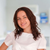 Макарова Ярославна Владимировна, врач-косметолог