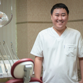 Шарапов Валерий Владимирович, стоматолог-терапевт