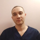 Безродных Виталий Евгеньевич, стоматолог-терапевт