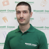 Дзусов Аслан Артурович, пародонтолог
