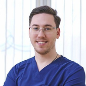 Попов Константин Юрьевич, стоматолог-хирург