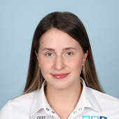 Евстратова (Елизарова) Анастасия Максимовна, ортодонт