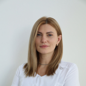 Федотова Александра Юрьевна, стоматолог-терапевт
