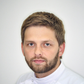 Ларченко Денис Владимирович, стоматолог-ортопед