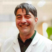 Мусаев Асламбек Султанович, стоматолог-хирург