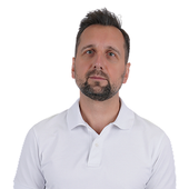 Иванов Юлиан Вячеславович, стоматолог-хирург