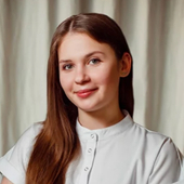 Чененкова Александра Сергеевна, стоматолог-хирург