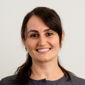 Магадова Замира Кутбутиновна, пародонтолог