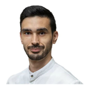 Батыров Эмиль Рафитович, стоматолог-хирург