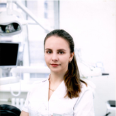 Пинзберг Алина Cергеевна, стоматолог-терапевт