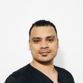 Ибрахим Ахмед Мухамедович, стоматолог-хирург