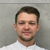 Черкашин Даниил Эдуардович, мануальный терапевт