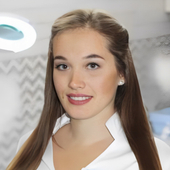 Скворцова (Оленичева) Вероника Олеговна, невролог