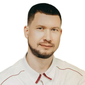 Росляков Максим Викторович, стоматолог-хирург