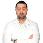 Бижик Александр Владимирович, стоматолог-терапевт