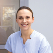 Зудикова Юлия Олеговна, стоматолог-хирург