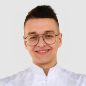 Иванов Артем Алексеевич, стоматолог-терапевт