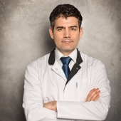 Раводин Роман Анатольевич, дерматолог