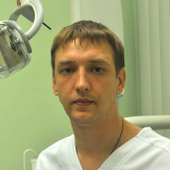 Новобранов Юрий Владимирович, стоматолог-терапевт