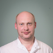 Кравцов Андрей Анатольевич, стоматолог-хирург