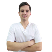 Сулаев Роберт Эрнестович, стоматолог-хирург