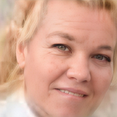 Урман Жанна Сергеевна, стоматолог-терапевт