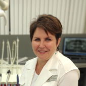 Павлова Людмила Александровна, стоматолог-терапевт