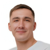 Исмагилов Динар Мухтарович, стоматолог-терапевт