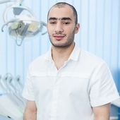 Ишханян Хачик Грачикович, стоматолог-терапевт