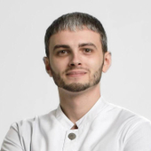 Калёнышев Станислав Васильевич, пластический хирург