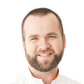 Хлус Денис Валерьевич, стоматолог-терапевт