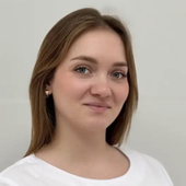 Васильева Валерия Николаевна, стоматолог-хирург