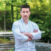 Хольнов Артур Игоревич, нарколог