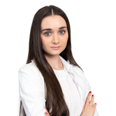 Зенина Мирослава Сергеевна, стоматолог-терапевт