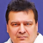 Суров Иван Анатольевич, пластический хирург