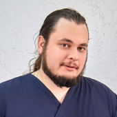 Свистельников Евгений Игоревич, массажист