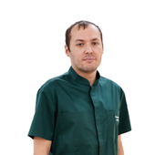 Толмосов Александр Михайлович, стоматолог-терапевт