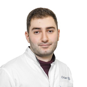 Остаев Артем Георгиевич, стоматолог-хирург