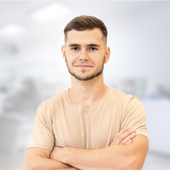 Дикарев Роман Дмитриевич, массажист