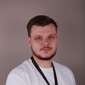 Осадчий Илья Игоревич, стоматолог-терапевт
