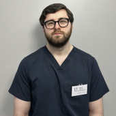 Тотиков Мурат Владимирович, стоматолог-терапевт