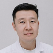 Дымбрылов Вениамин Валерьевич, уролог