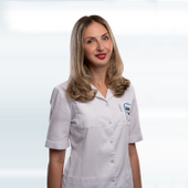 Калашникова Анна Александровна, стоматолог-терапевт
