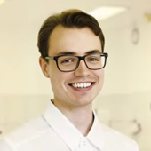 Шефов Владимир Юрьевич, стоматолог-терапевт