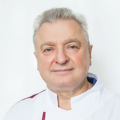 Скиданенко Василий Васильевич, хирург