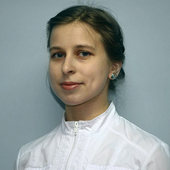 Смурова Анна Евгеньевна, стоматолог-терапевт