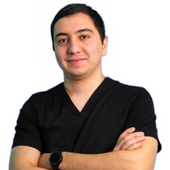 Мурадханов Георгий Георгиевич, стоматолог-терапевт