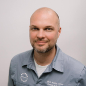 Лавров Андрей Анатольевич, стоматолог-хирург