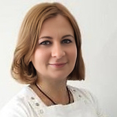 Бурмистрова Надежда Игоревна, стоматолог-терапевт